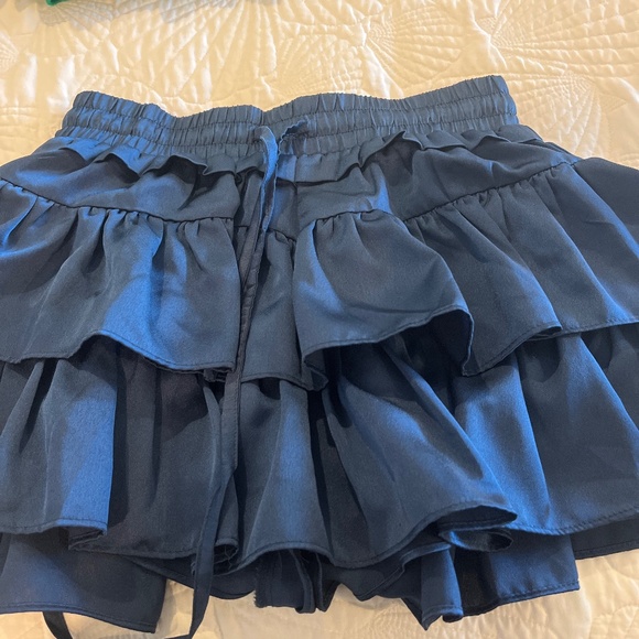 Skirt - Picture 1 of 2